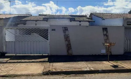 Casa com 3 quartos à venda na Rua Barcelona, 2, Jardim Europa, Goiânia