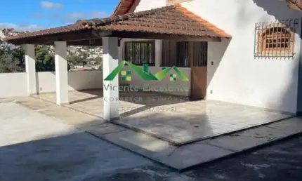 Casa para Locação em Nova Friburgo, Centro, 4 dormitórios, 1 suíte, 3 banheiros, 3 vagas