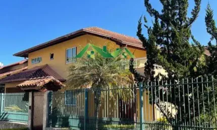Casa para Venda em Nova Friburgo, Braunes, 4 dormitórios, 2 suítes, 4 banheiros, 2 vagas