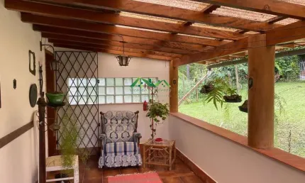 Chácara para Venda em Nova Friburgo, Mury, 3 dormitórios, 1 suíte, 2 banheiros, 2 vagas