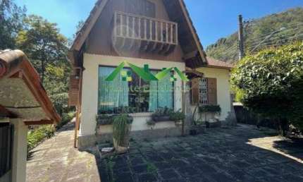 Casa para Venda em Nova Friburgo, Ponte da Saudade, 4 dormitórios, 3 suítes, 4 banheiros, 4 vagas