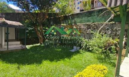 Casa para Venda em Nova Friburgo, Olaria, 3 dormitórios, 2 banheiros, 2 vagas