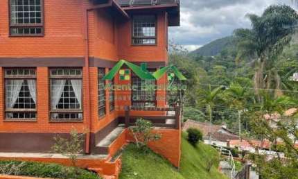 Casa para Venda em Nova Friburgo, Vale dos Pinheiros, 5 dormitórios, 2 suítes, 4 banheiros, 2 vagas