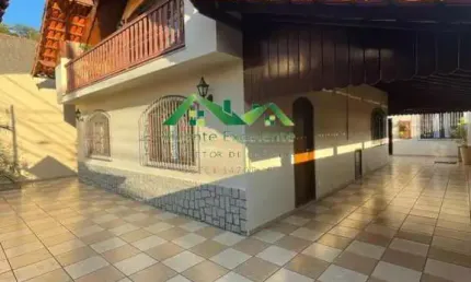 Casa para Venda em Nova Friburgo, Olaria, 5 dormitórios, 2 suítes, 3 banheiros, 4 vagas