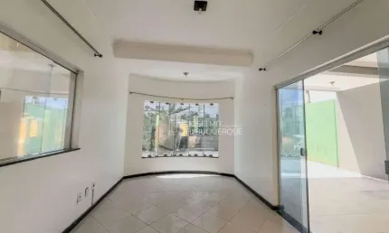 Casa com 3 dormitórios à venda, 370 m² por R$ 1.100.000 - Castanheira - Belém/PA