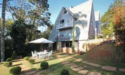 Casa com 5 quartos para locação no bosque da ribeira.