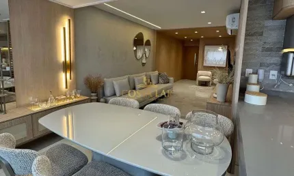 Apartamento mobiliado e decorado  no forte - praia grande. 2 suítes, 2 vagas!