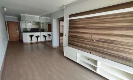 Apartamento com varanda gourmet na guilhermina - praia grande