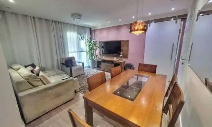Apartamento à venda com suíte e sacada gourmet na guilhermina - praia grande