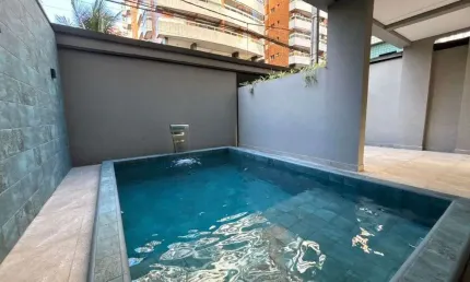 Sobrado triplex à venda no canto do forte, em praia grande. confira!