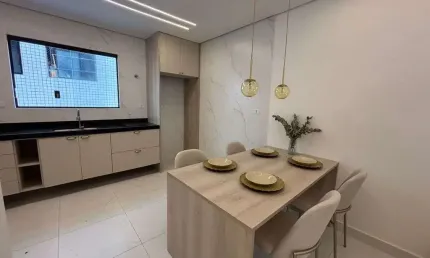 Sobrado triplex com 2 quartos no canto do forte - praia grande - confira!