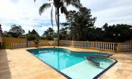 Sítio à venda em socorro/sp – 500 m² de área construída, lazer completo e natureza exuberante!   se você sonha em viver cercado pela natureza, com todo o conforto e infraestrutura, este sítio é a opor