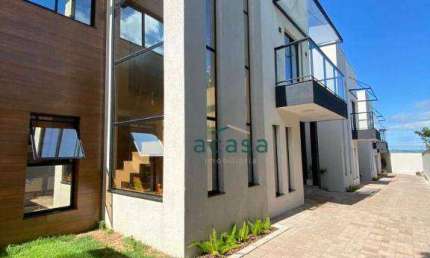 Sobrado com 1 suíte 2 dormitórios à venda, 139 m² por R$ 640.000
