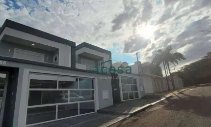 Sobrado com 3 suítes à venda, 243 m² por R$ 1.550.000 - Tropical - Cascavel/PR