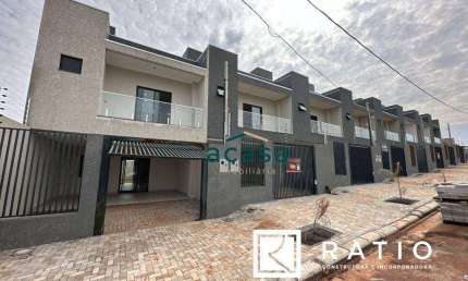 Sobrado com 1 suíte e 2 dormitórios à venda, 138 m²- Esmeralda - Cascavel/PR