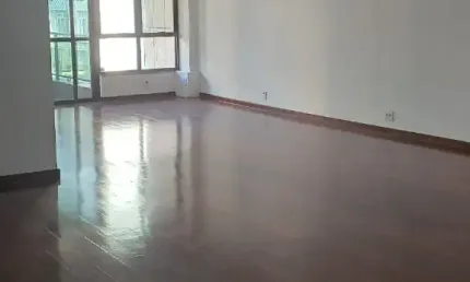 Excelente apartamento numa das ruas mais cobiçadas de copacabana- rua 5 de julho