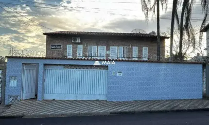 Casa com 5 quartos para alugar no Jardim São Bento, Uberaba 