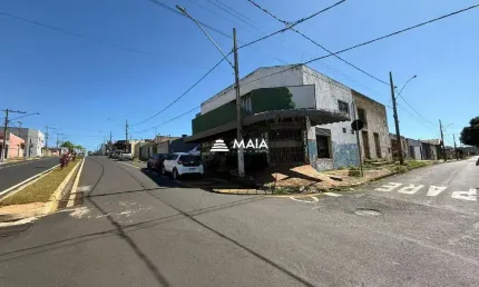Barracão / Galpão / Depósito à venda no Lourdes, Uberaba 
