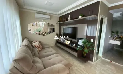 Casa com 4 quartos à venda na Vila Celeste, Uberaba 
