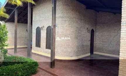 Casa com 3 quartos para alugar no Fabrício, Uberaba 