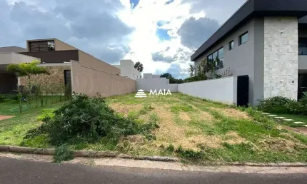 Terreno à venda no Estância dos Ipês, Uberaba 