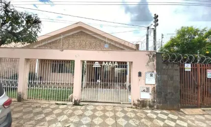 Casa com 4 quartos à venda no Mercês, Uberaba 