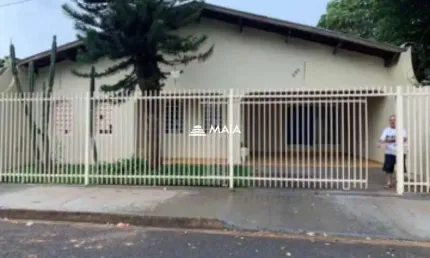 Casa com 3 quartos à venda no Jardim Espírito Santo, Uberaba 