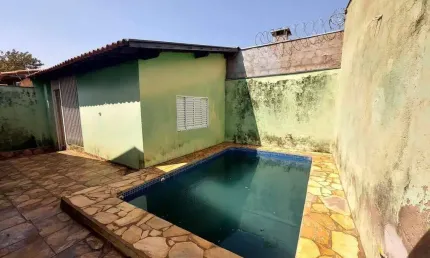 Casa com 3 quartos à venda no Amoroso Costa, Uberaba 