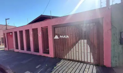 Casa com 3 quartos à venda no Olinda, Uberaba 