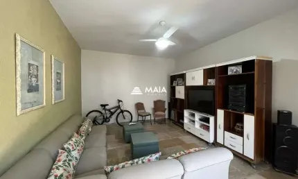 Casa com 4 quartos à venda no Centro, Uberaba 