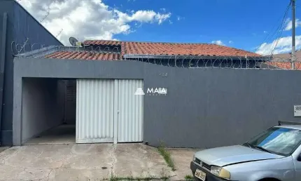 Casa com 2 quartos à venda no Pacaembu, Uberaba 