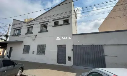 Apartamento com 5 quartos para alugar no São Benedito, Uberaba 