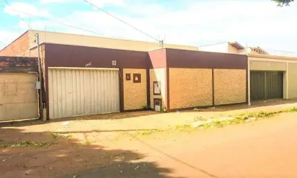 Casa com 3 quartos à venda no Jardim Maracanã, Uberaba 