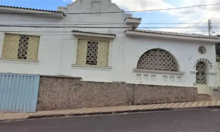 Casa com 5 quartos à venda no Fabrício, Uberaba 