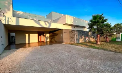 Casa com 4 quartos à venda no Residencial Mário de Almeida Franco, Uberaba 