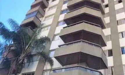 Apartamento com 5 quartos à venda no Centro, Uberaba 