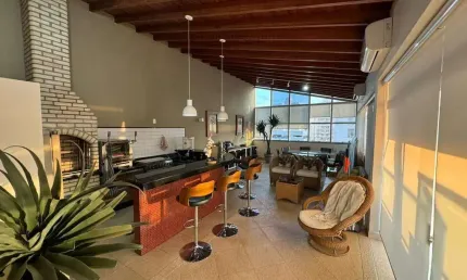 Apartamento com 4 quartos à venda no Santa Maria, Uberaba 