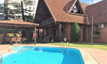Casa com 4 quartos à venda no Santa Maria, Uberaba 