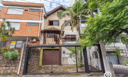 Casa para venda - 330m², 4 dormitórios, sendo 3 suites, 2 vagas - petrópolis