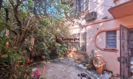 Casa com 5 quartos à venda na Rua Santos Neto, 40, Petrópolis, Porto Alegre