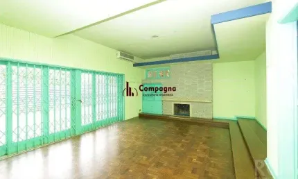 Casa 5 dormitórios à venda rio branco porto alegre/rs