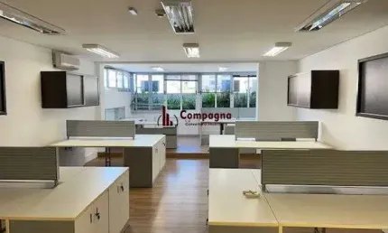 Casa comercial à venda na Rua Francisco Ferrer, 453, Rio Branco, Porto Alegre