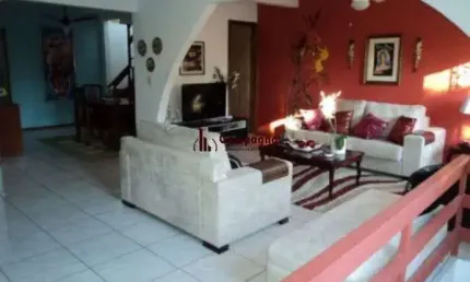 Casa para venda - 450m², 3 dormitórios, 1 vaga - floresta
