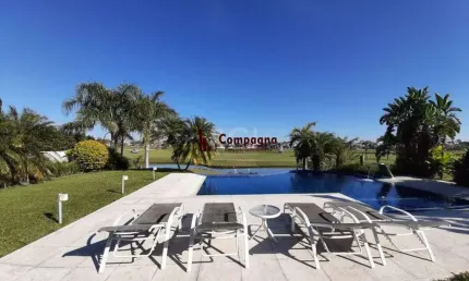 Casa condominio para venda - 470m², 4 dormitórios, sendo 3 suites, 3 vagas - ter
