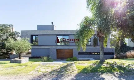 Casa em condomínio 4 dormitórios à venda teresópolis porto alegre/rs