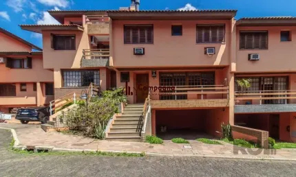 Casa em condomínio 3 dormitórios à venda menino deus porto alegre/rs
