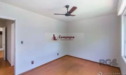 Apartamento 2 dormitórios, sendo 1 suíte, 72 m² de área privativa e 2 vaga(s) de