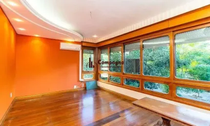 Vende-se apartamento com 3 quartos( 1 suíte), 111m² e 1 vaga – auxiliadora