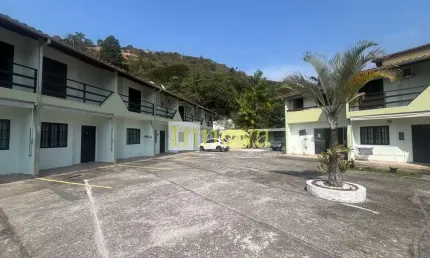 Excelente casa em condomínio no bairro martim de sá, caraguatatuba, litoral norte de sp