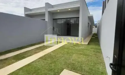Casa à venda, balneário dos golfinhos, com dois dormitórios sendo uma suíte em terreno de 160m2, em